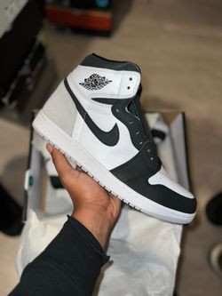 Jordan 1s Retro Bleached Coral