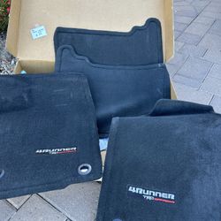 car floor mats Toyota 4 runner 