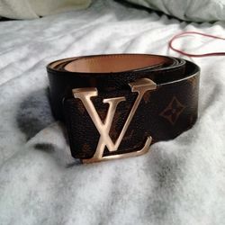 Louis Vuitton Belt Size 48 Used for Sale in Pasadena, CA - OfferUp
