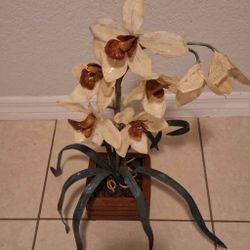 Artificial orchid arrangement