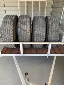 265/70R 16 Michelin Tires
