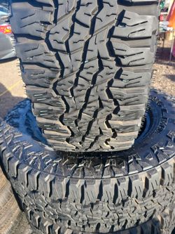 4.    Lt.   275/70/18.   Goodyear  90%