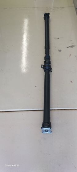 Toyota Tundra Driveshaft.