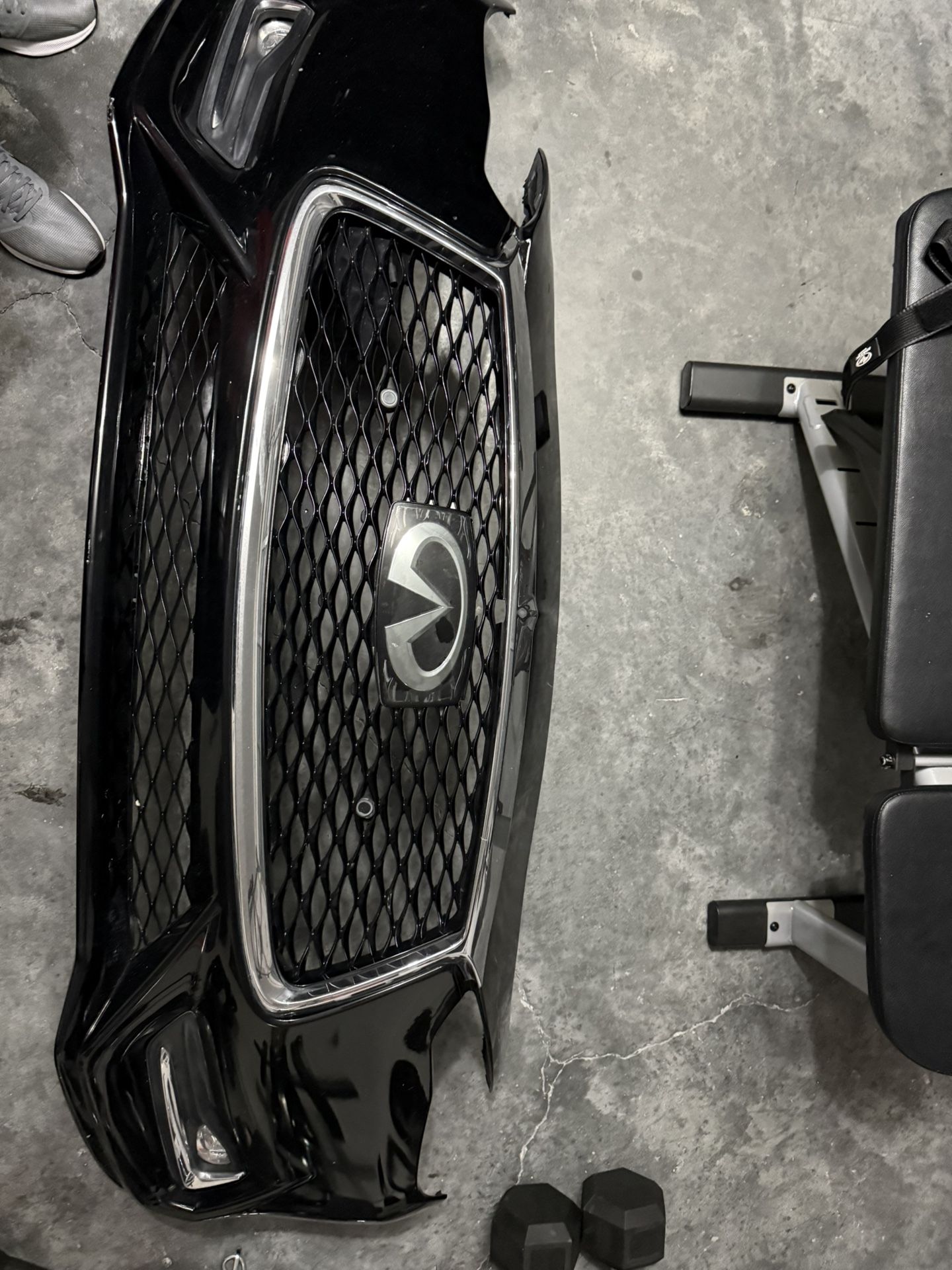 2020 Infiniti Q60 Bumper