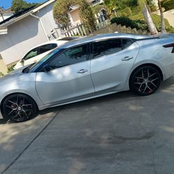 2020 Nissan Maxima