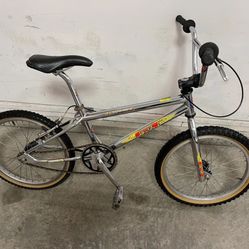 GT 1994 Mach One Bmx