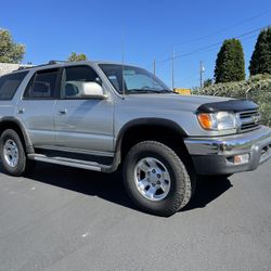 2000 Toyota 4Runner  clean title