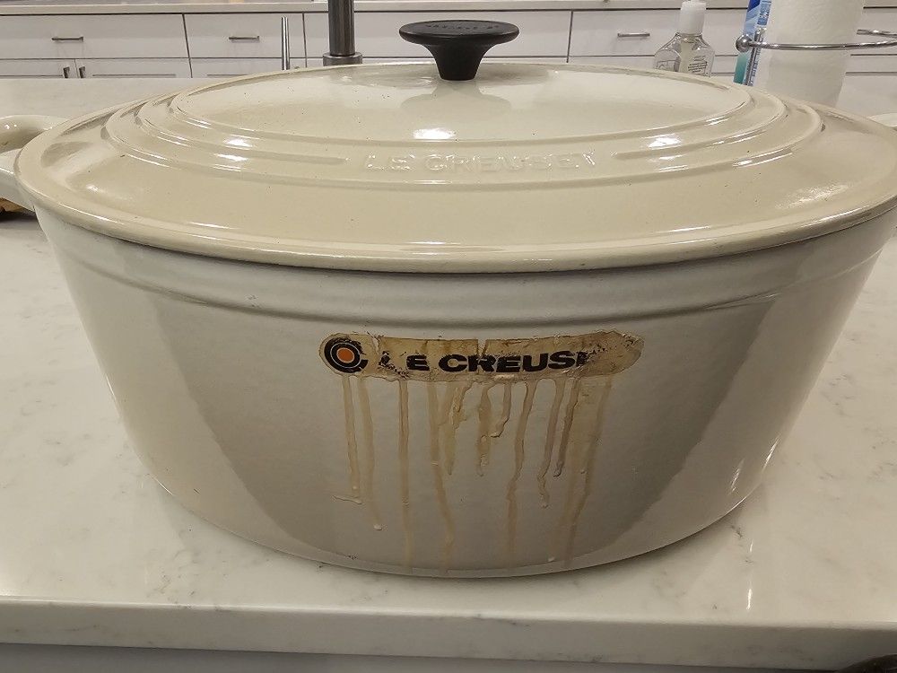 Le Creuset 15.5 Qt Enameled Oval Dutch Oven