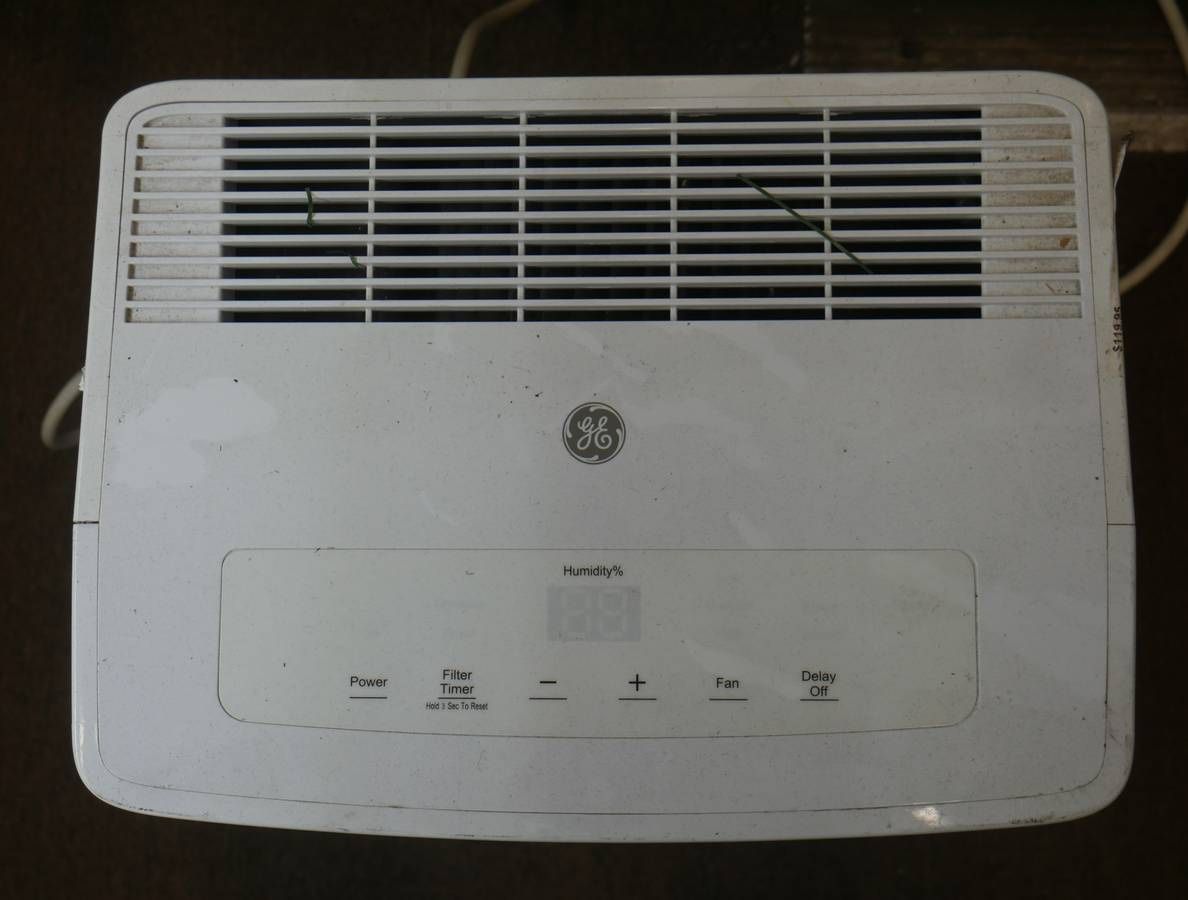 GE Dehumidifier adel20lyd1 pre owned 865724-1