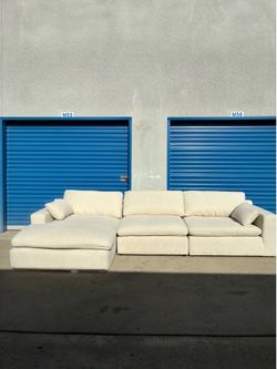 Down Feather Cloud Sectional Couch 🛻Delivery Available🛻