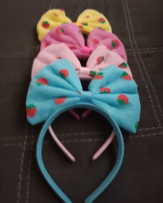 4 Beautiful Bow Bands
