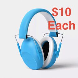 Children's hearing protectors, sky blue, help reduce loud noise. Padded ear cushions for comfort, with an adjustable headband. Noise Reduction Rating 