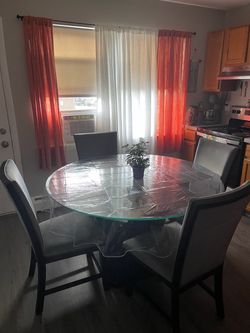 Dinning room table set 4 chairs