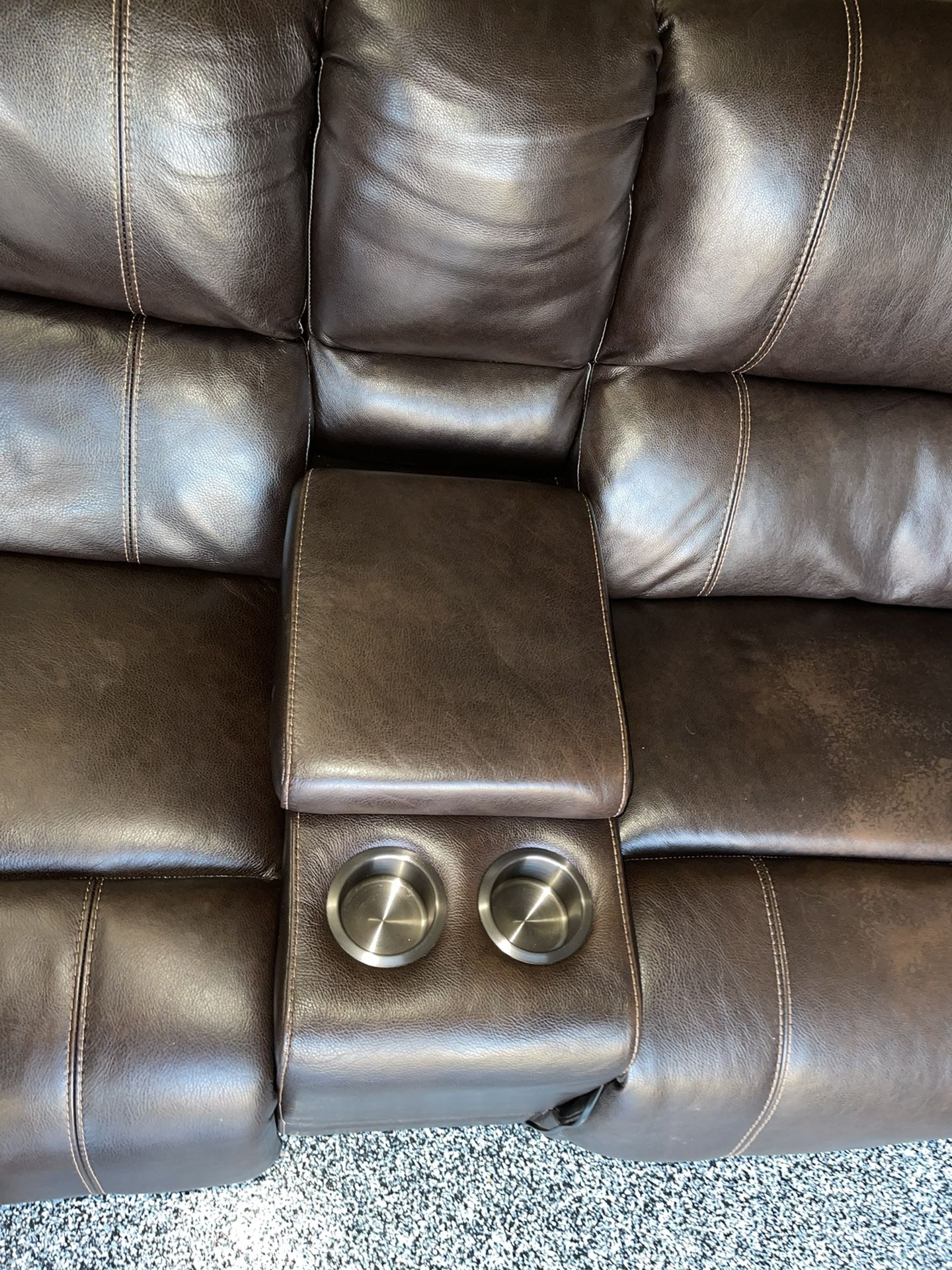 (NEW)Dunhill 3piece Leather Power Reclining Sectional with Power
