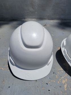 6 White 3M Hard Hats