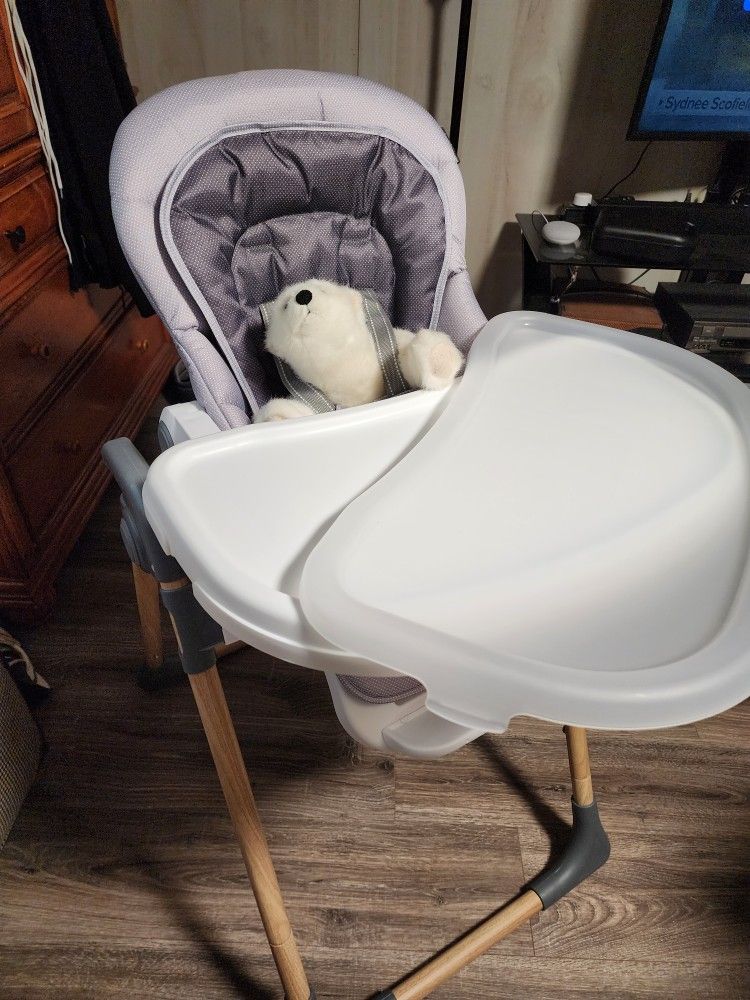 Graco 'Go And Grow Plus' 3 In 1 NEW Highchair