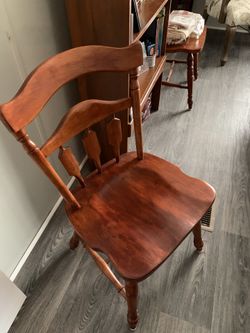 3 Dinning chairs  Beautiful 