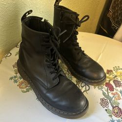 Dr. Martens 1460 Combat Boot