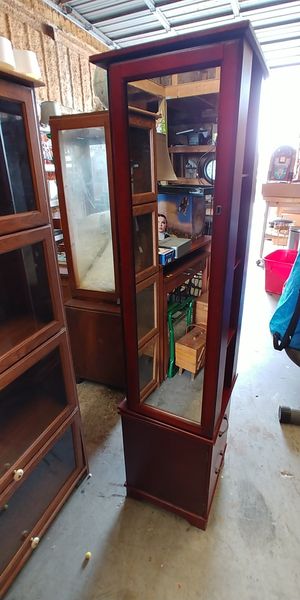 This Spinning Jewelry Armoire By Lori Greiner Easily Holds Up To