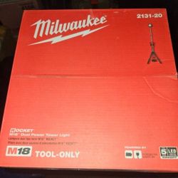 MILWAUKEE ROCKET TOWER LIGHT