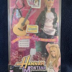 Brand New Disney Hannah Montana Secret Celebrity Lifestyle with Guitar & Stool Doll