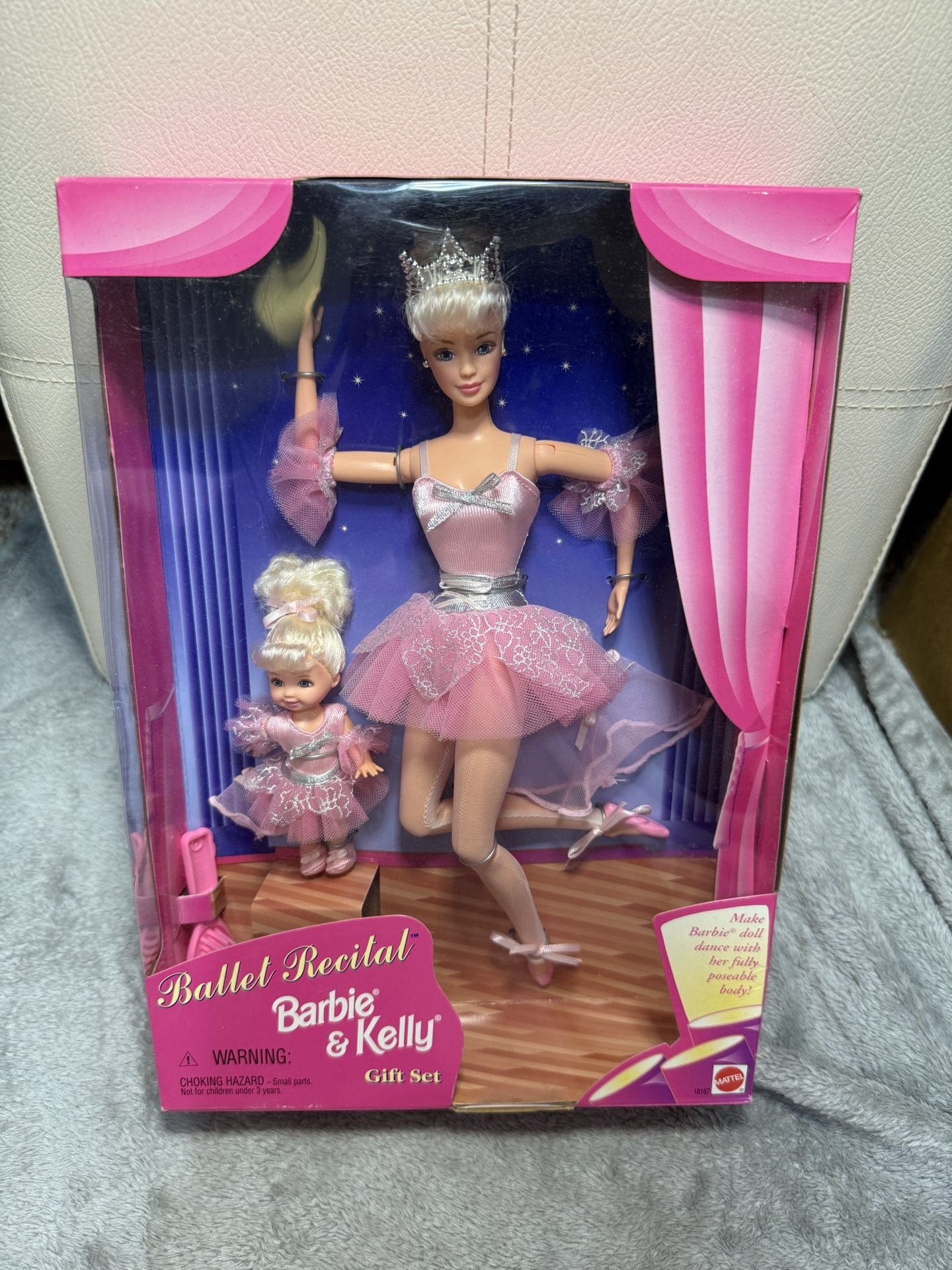 VTG 1997 Ballet Recital Barbie & Kelly Dolls Gift Set Never taken of the box