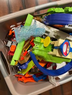 Hot Wheels Track Set Pieces stuff