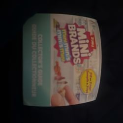 Mini Brands Fill The Fridge!