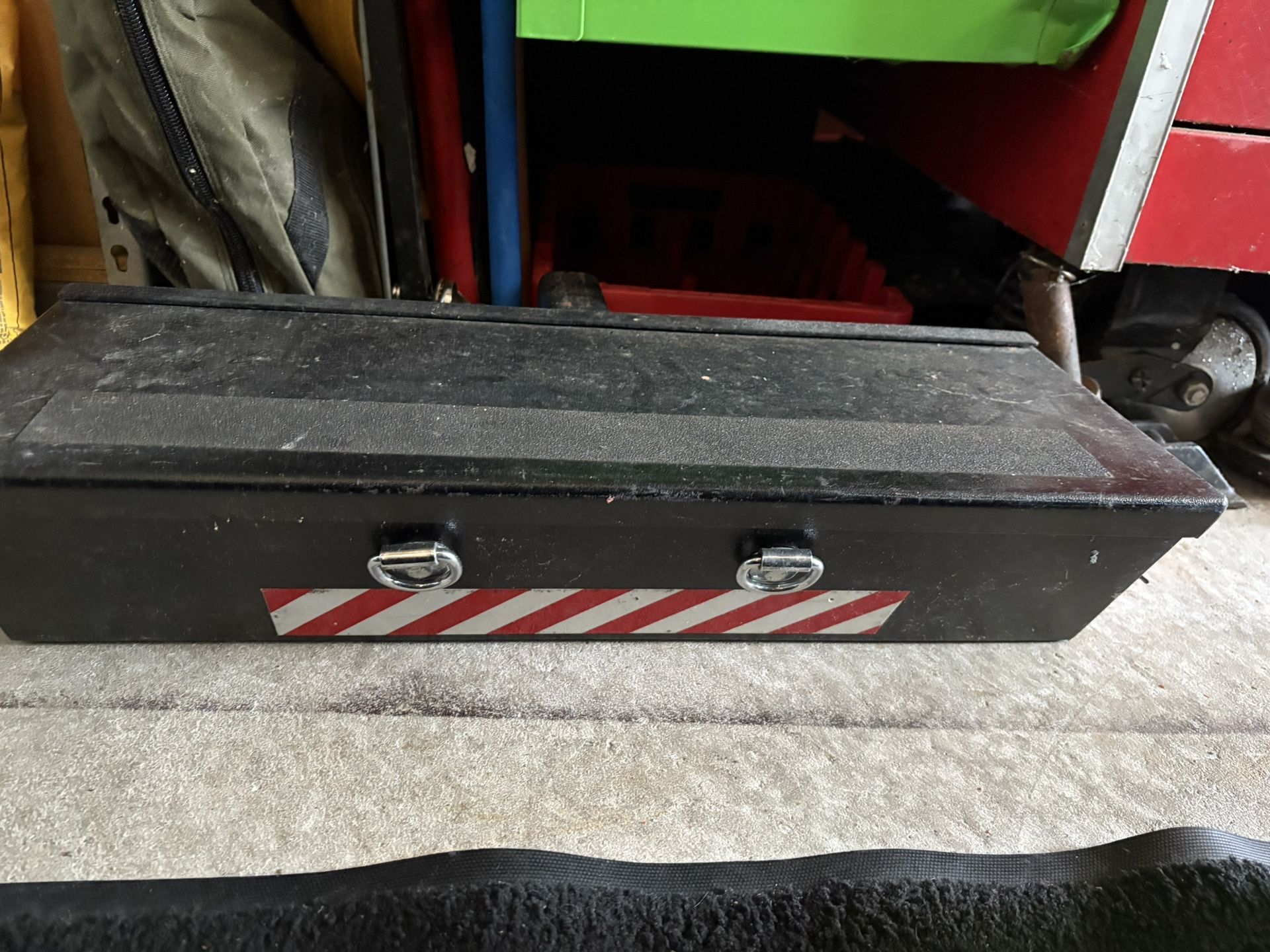 Class, 3 Receiver Hitch Recovery Box/Step