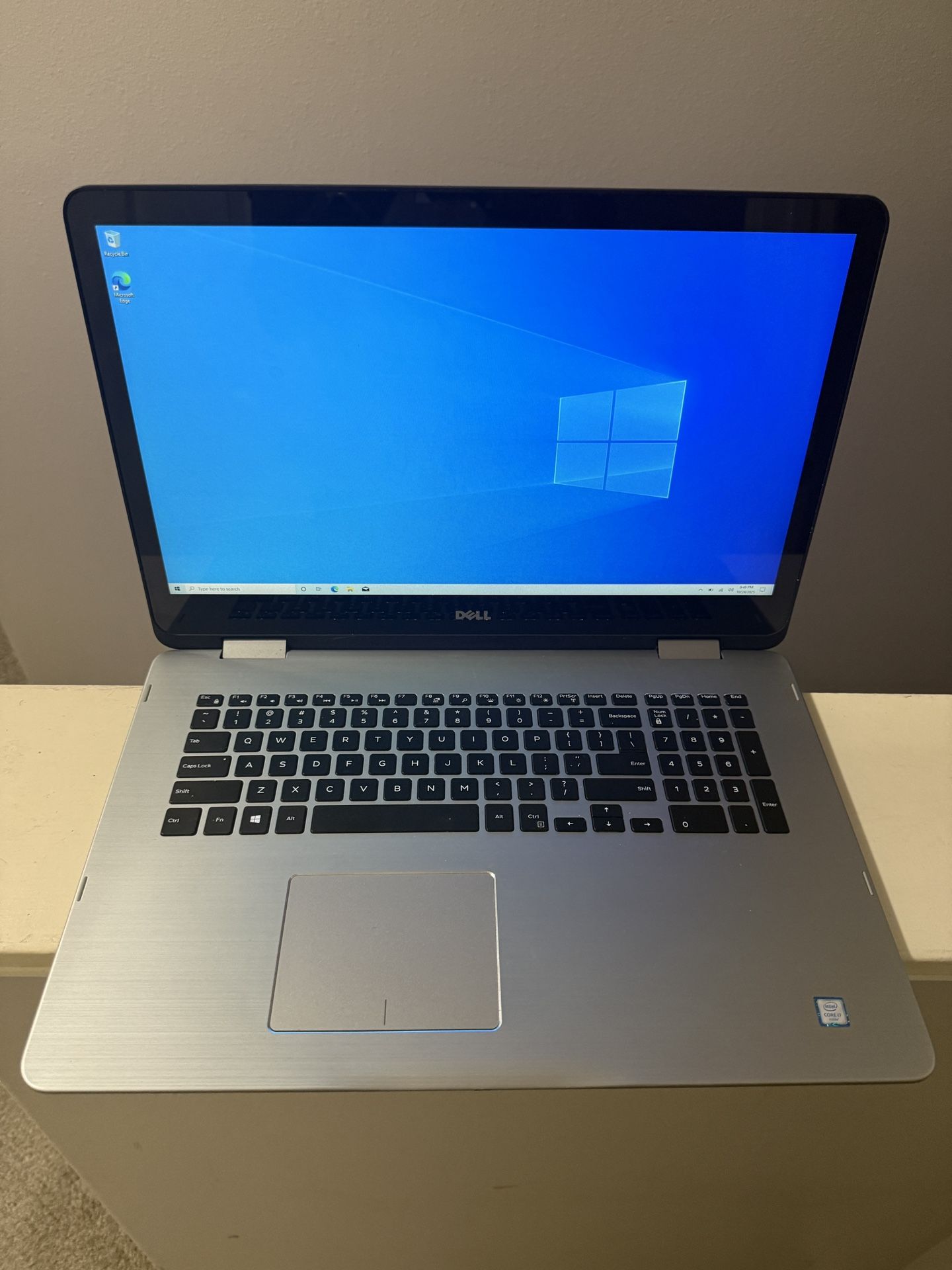 Dell Inspiron 17 7778 2-in-1 Touch FHD | Intel i7-6500U |512GB SSD |16GB RAM | 940MX