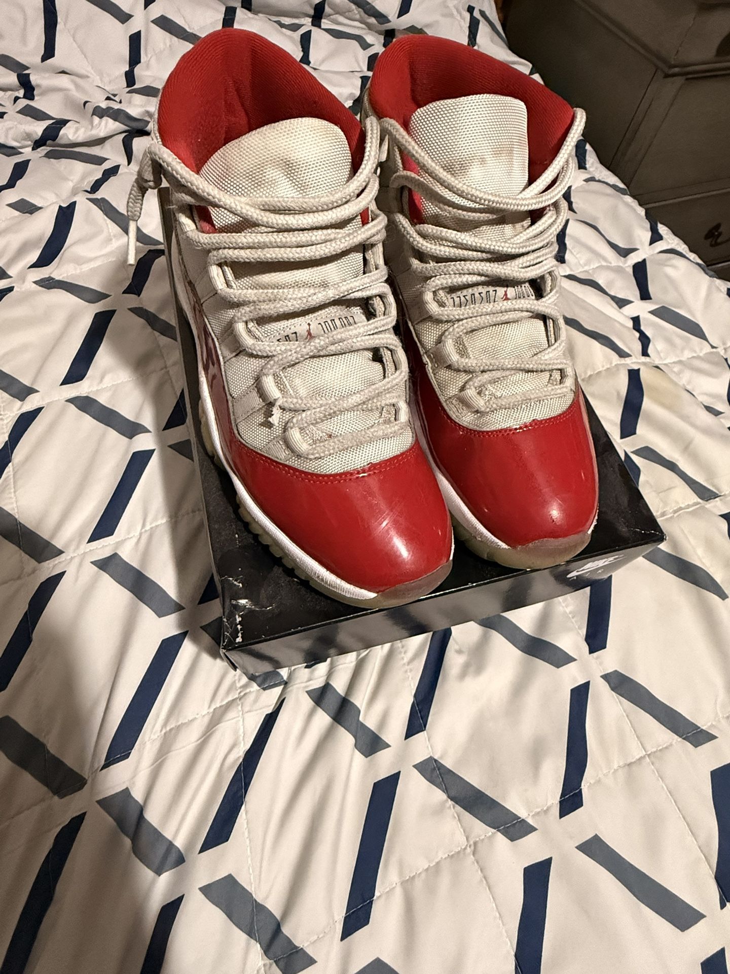 Retro Air Jordan 11 Cherry