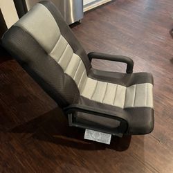 Game chair
