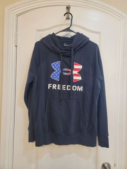 2 Women's Under Armour Hoodies