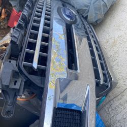 2019 Ford F150 Grill And Headlights Oem