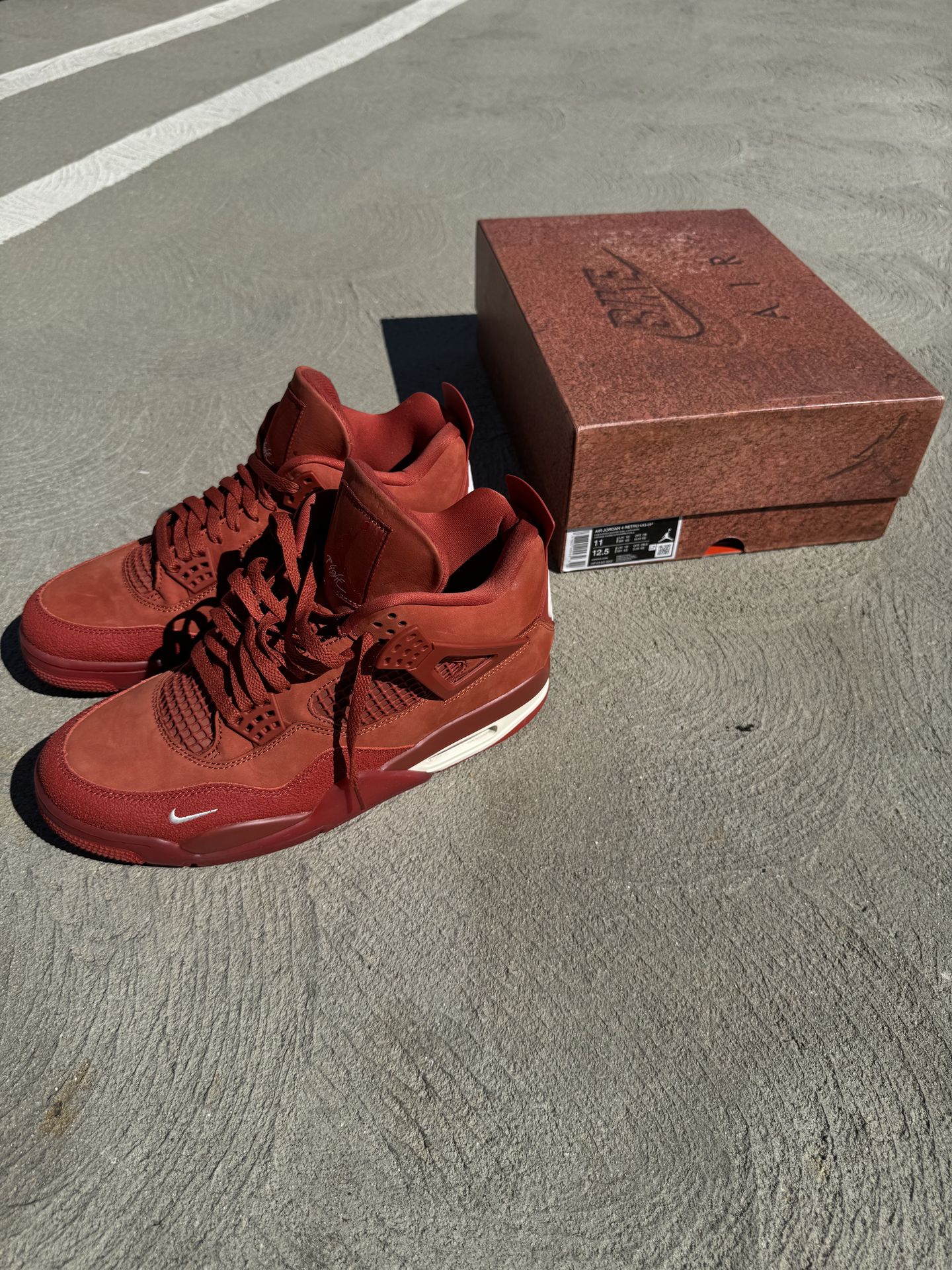 Jordan 4 brick by brick 🧱 size 11 used