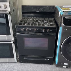 Gas stove/range