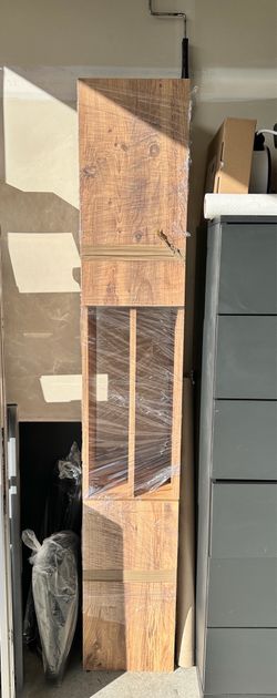 Floating tv shelf (wood)