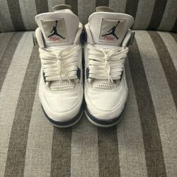 Jordan 4 Midnight Navy 