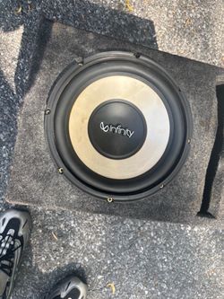 Infinity Subwoofer in Carpeted Enclosure Box