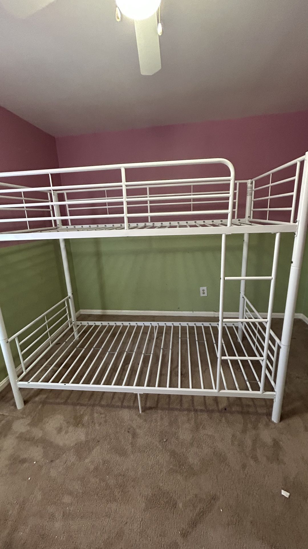 Twin Metal Bunk bed