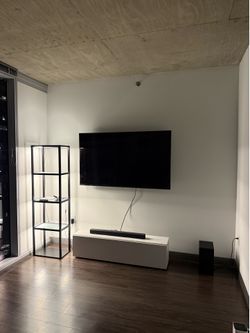 LG UHD Smart TV 65”