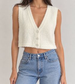 LA heart fluffy vest M size