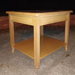 Solid Wood End / Accent Table For Sale 