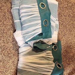 Cortina’s Para Sala Tamaño 84. $35