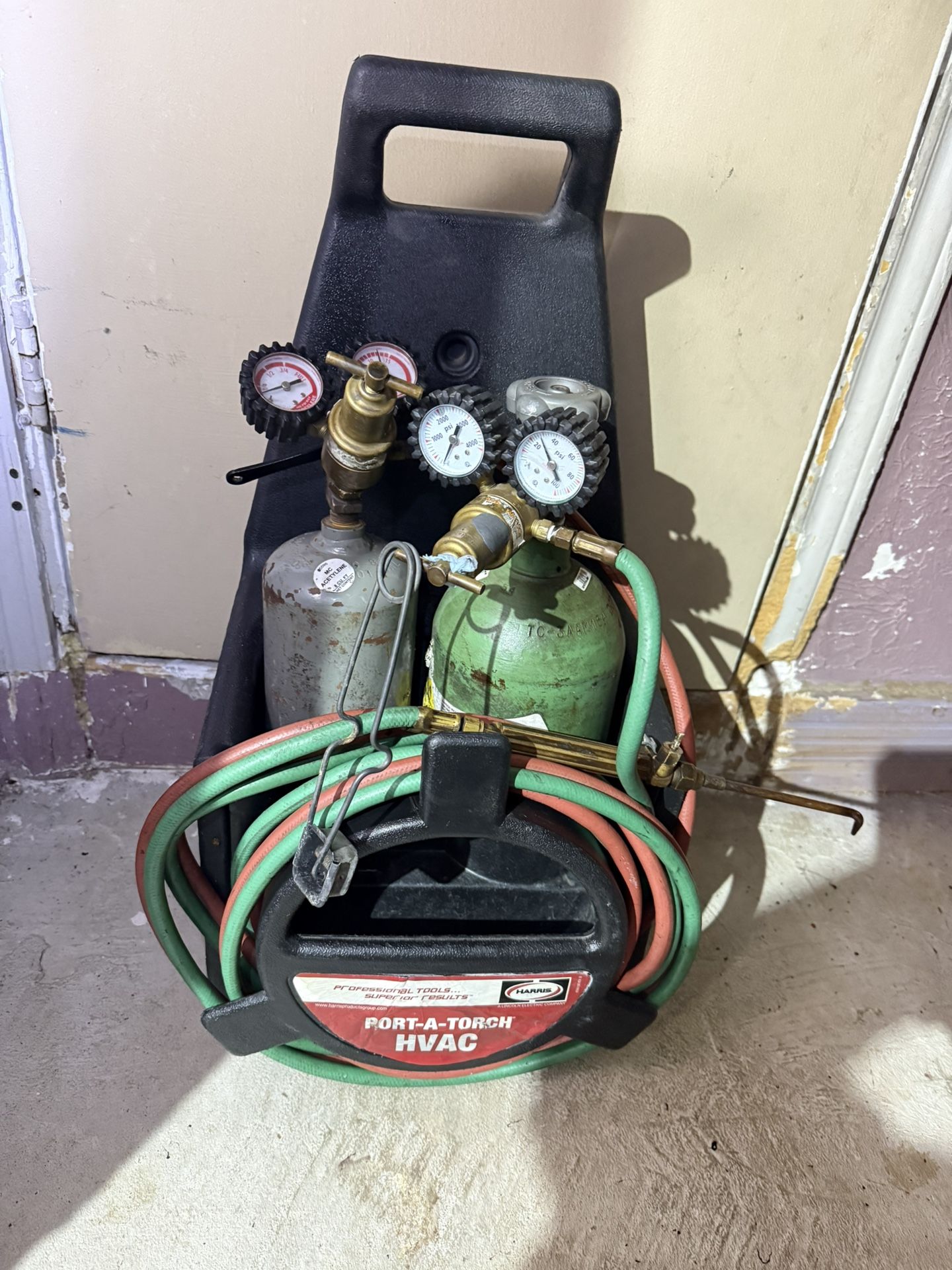 Antorcha Para Soldar, Se Trabaja, Solo Tiene Poquito Problema, El Reloj De Oxígeno Y La Perilla Se Vende Así Como Está