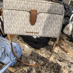Michael Kors Cross Body Bag