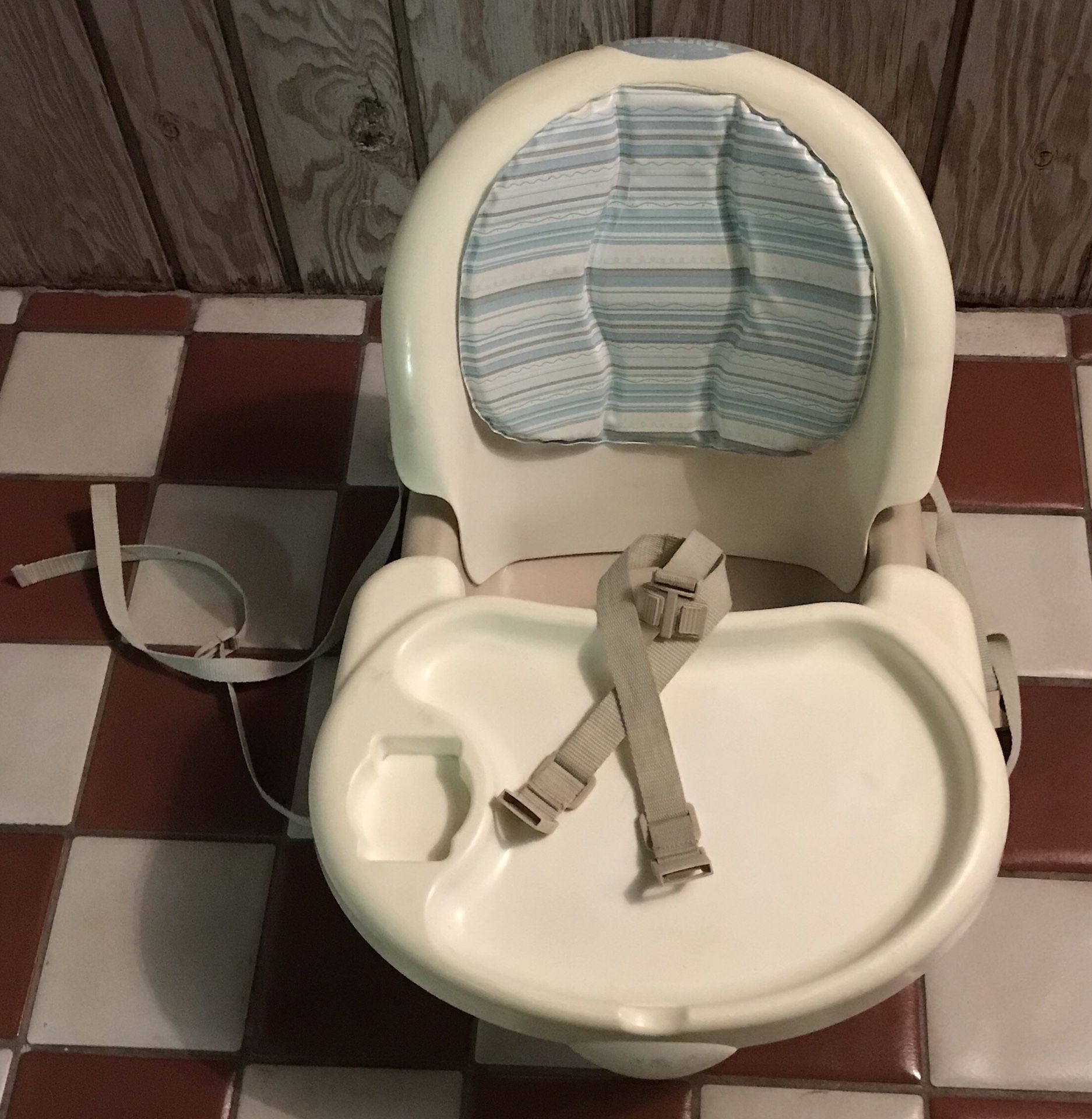 Travel Booster/Small Snack Chair/Seat in Toms River