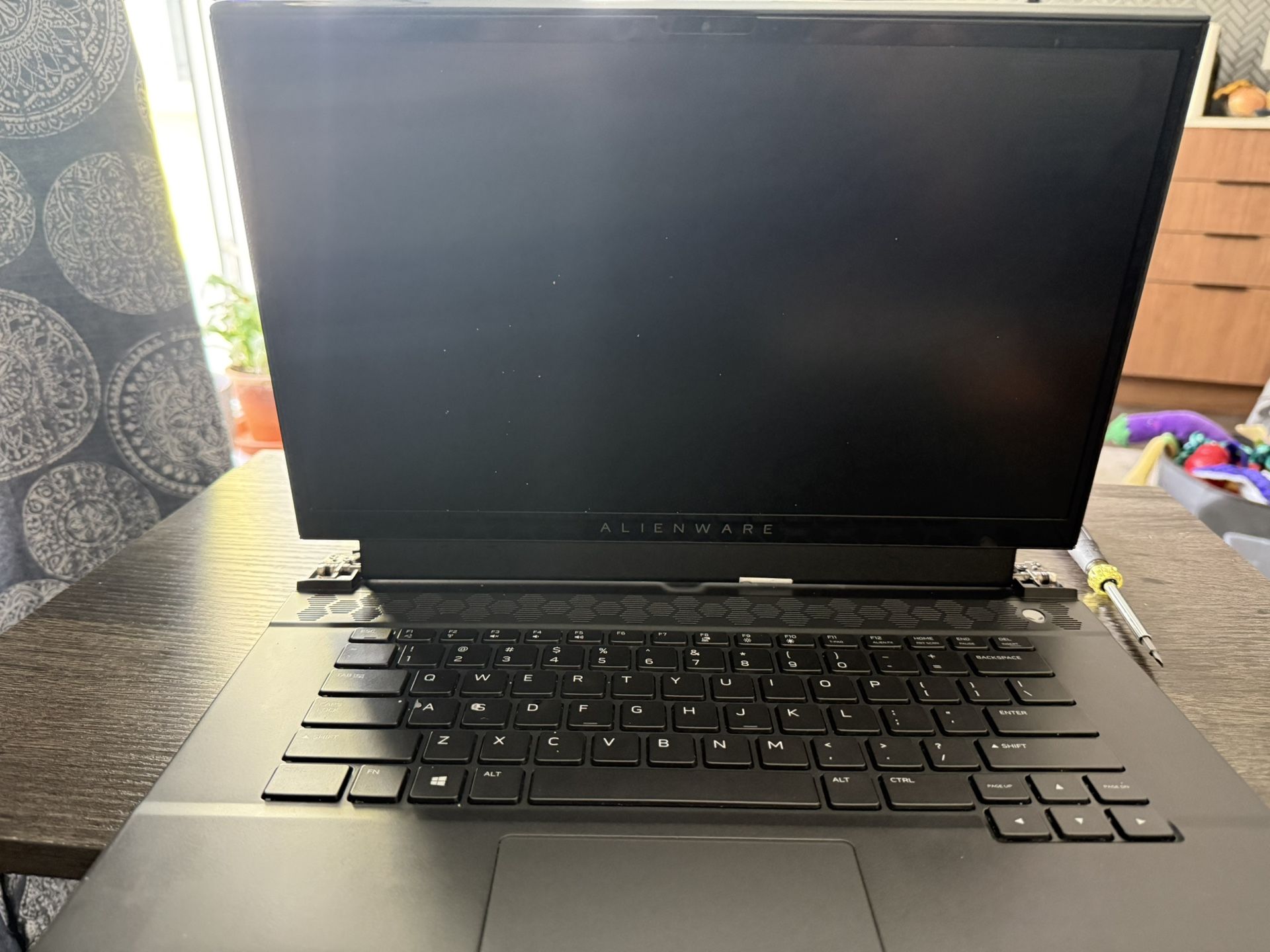 Alienware R3 M15 Laptop For Gaming