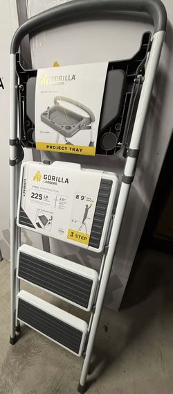 Gorilla Ladders 3-Step Steel Step Stool - New - 225 lb Capacity, 9 ft Reach, Lightweight, Escalera