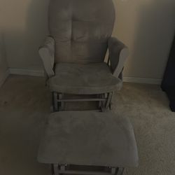 Rocking chair and leg rest